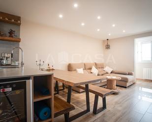 Living room of Flat for sale in  Barcelona Capital  with Heating and Balcony