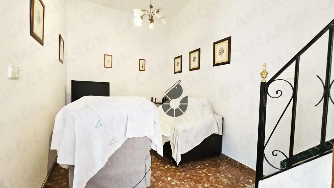 Casa adosada en venta en De Andalucia