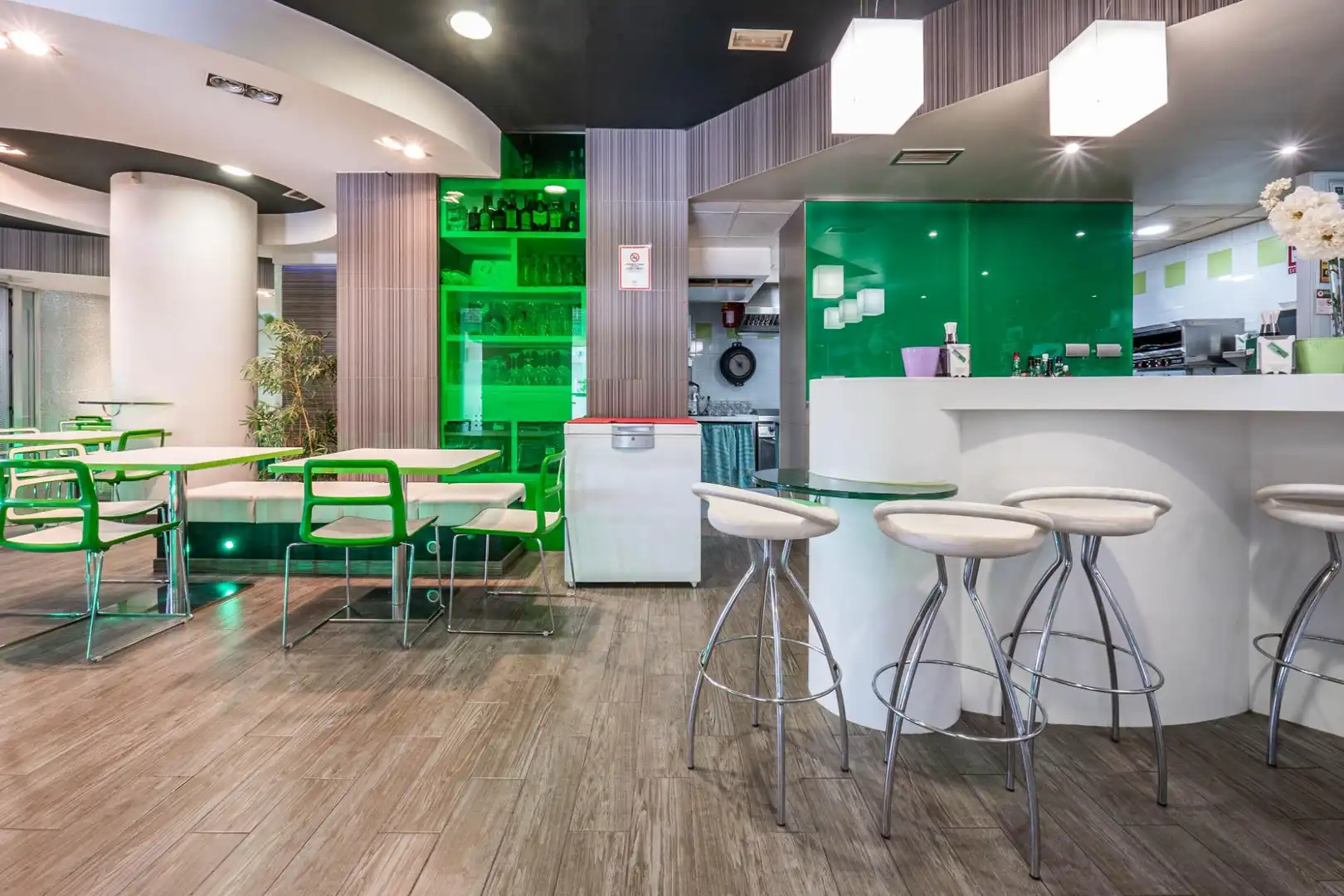 Local comercial en venda a Calle PROFESOR FRANCISCO DALMAU 11, imagen 4