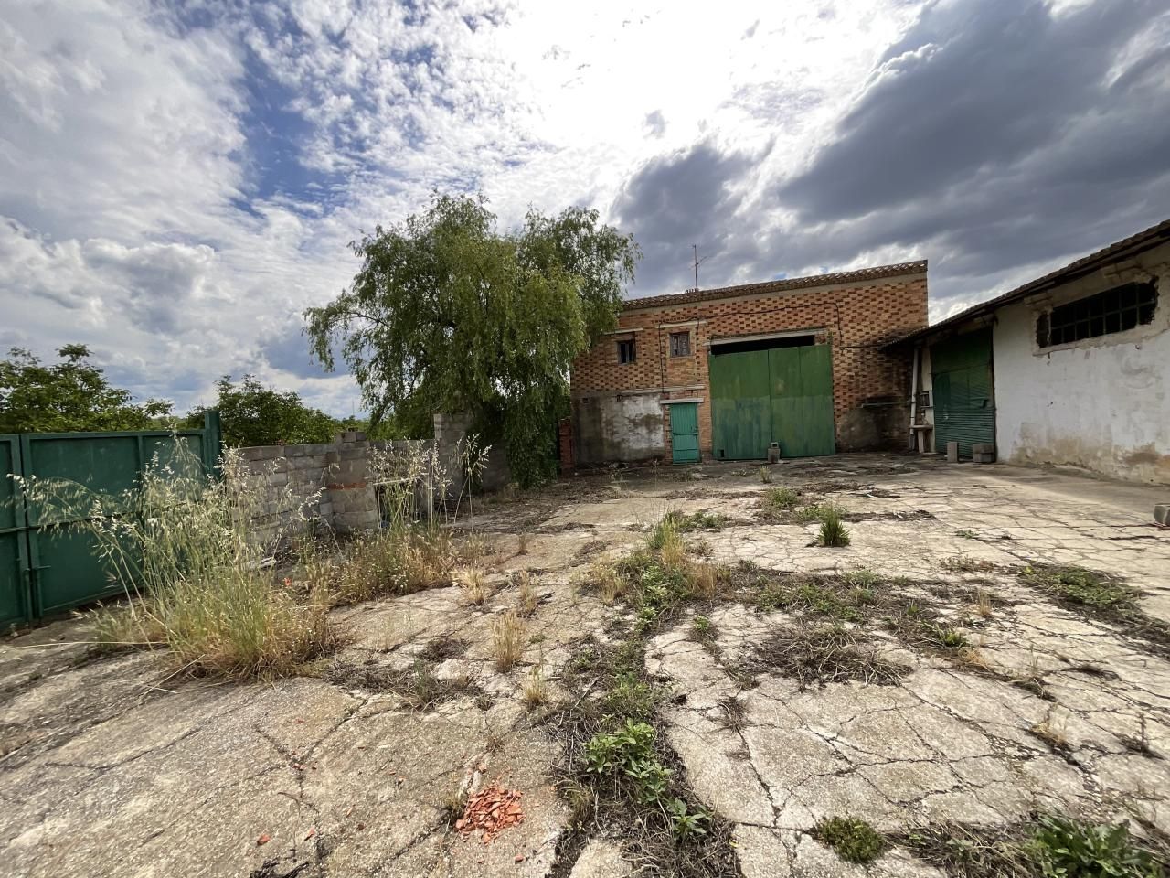 Industrial buildings for sale in Villalobar de Rioja