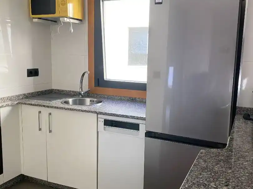Kitchen of Flat for rent in Vigo   with Parquet flooring, Storage room and Furnished