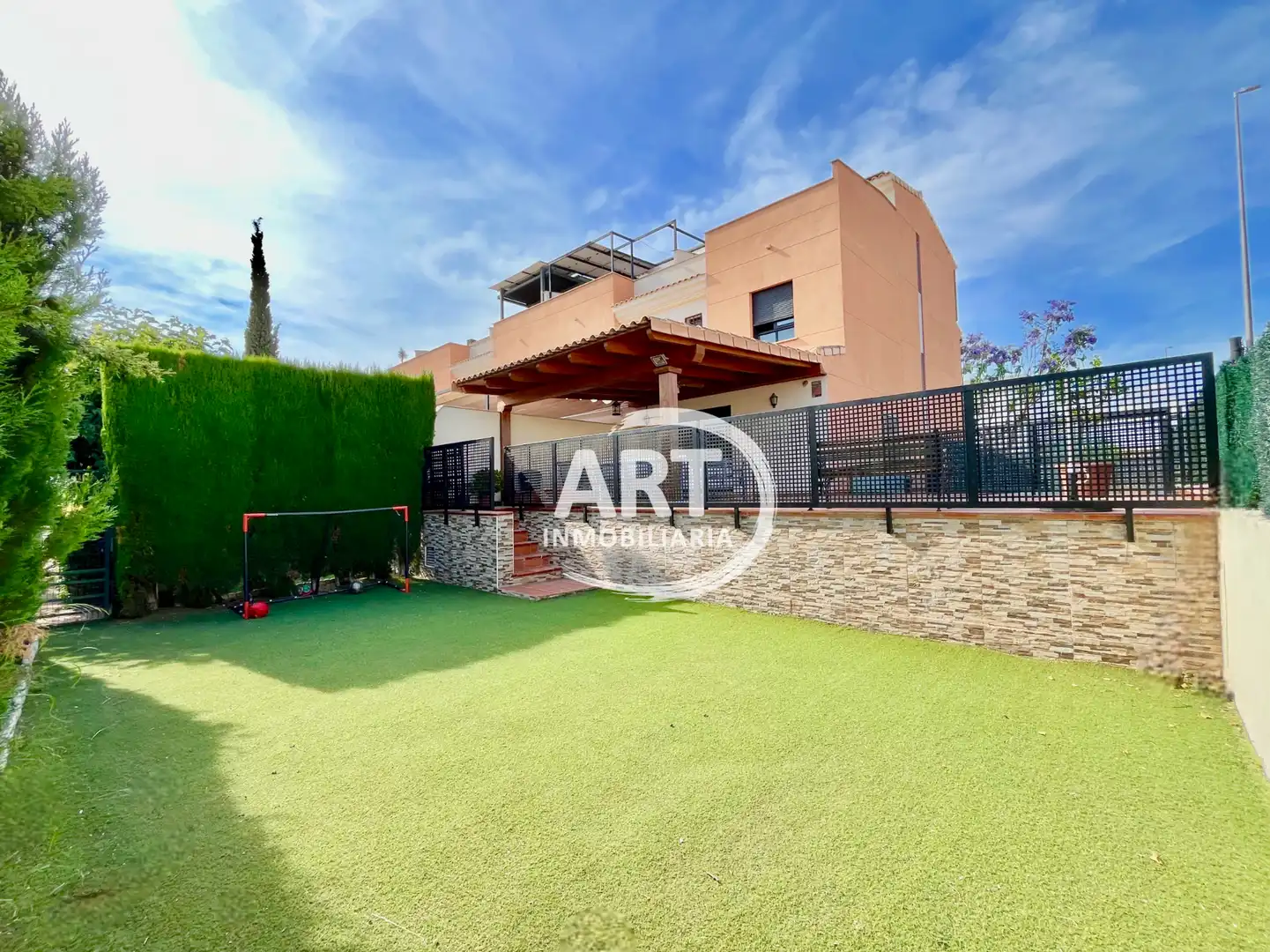 Garten von Einfamilien-Reihenhaus zum Verkauf in San Antonio de Benagéber mit Klimaanlage, Heizung und Terrasse