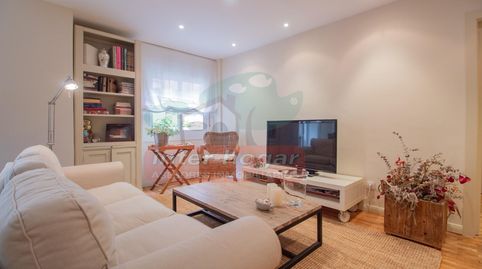 Foto 3 de Apartament en venda a Lloreda, Badalona