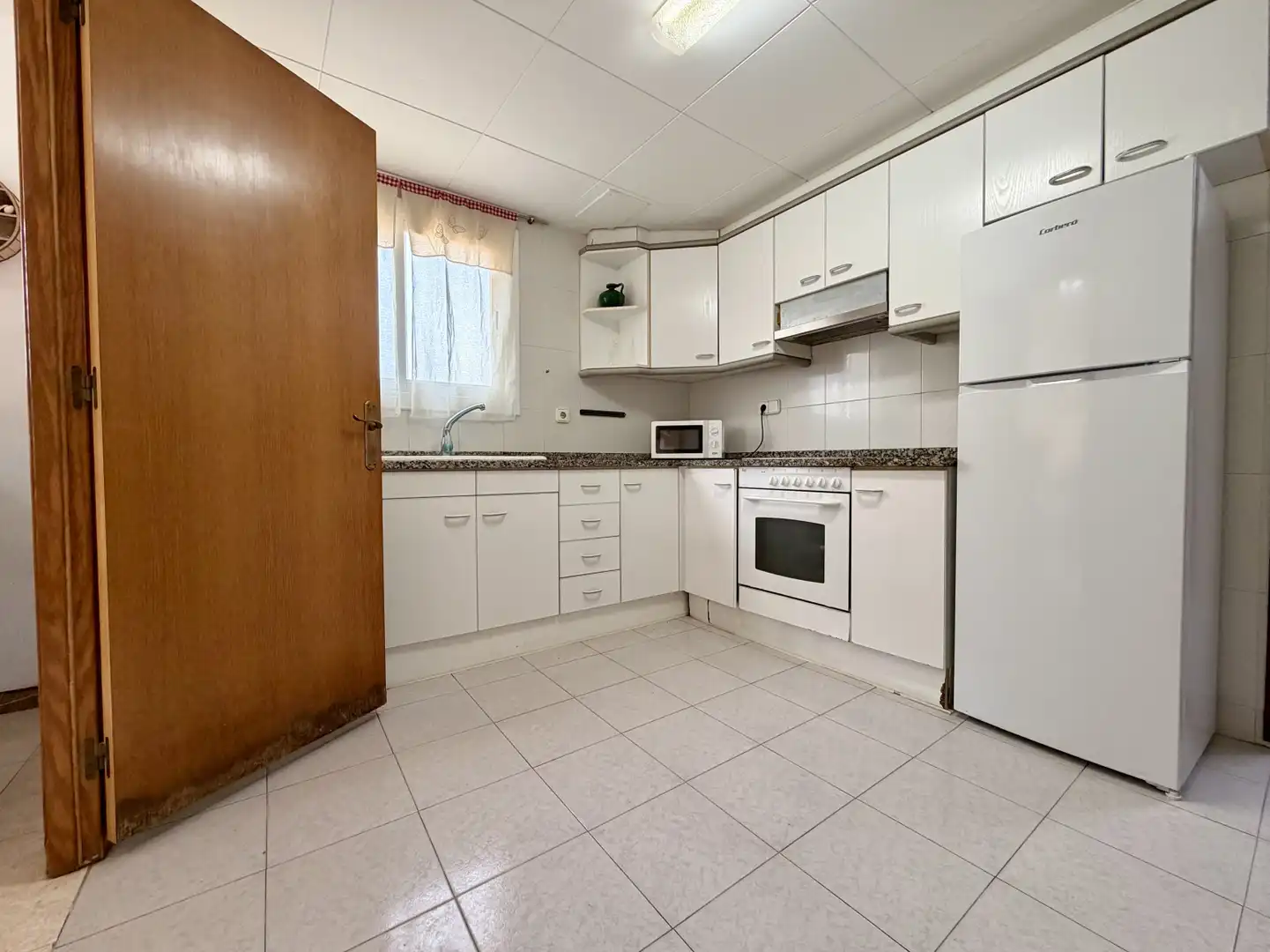 Kitchen of Detached homes for sale in El Vendrell  with Air Conditioner, Heating and Terrace