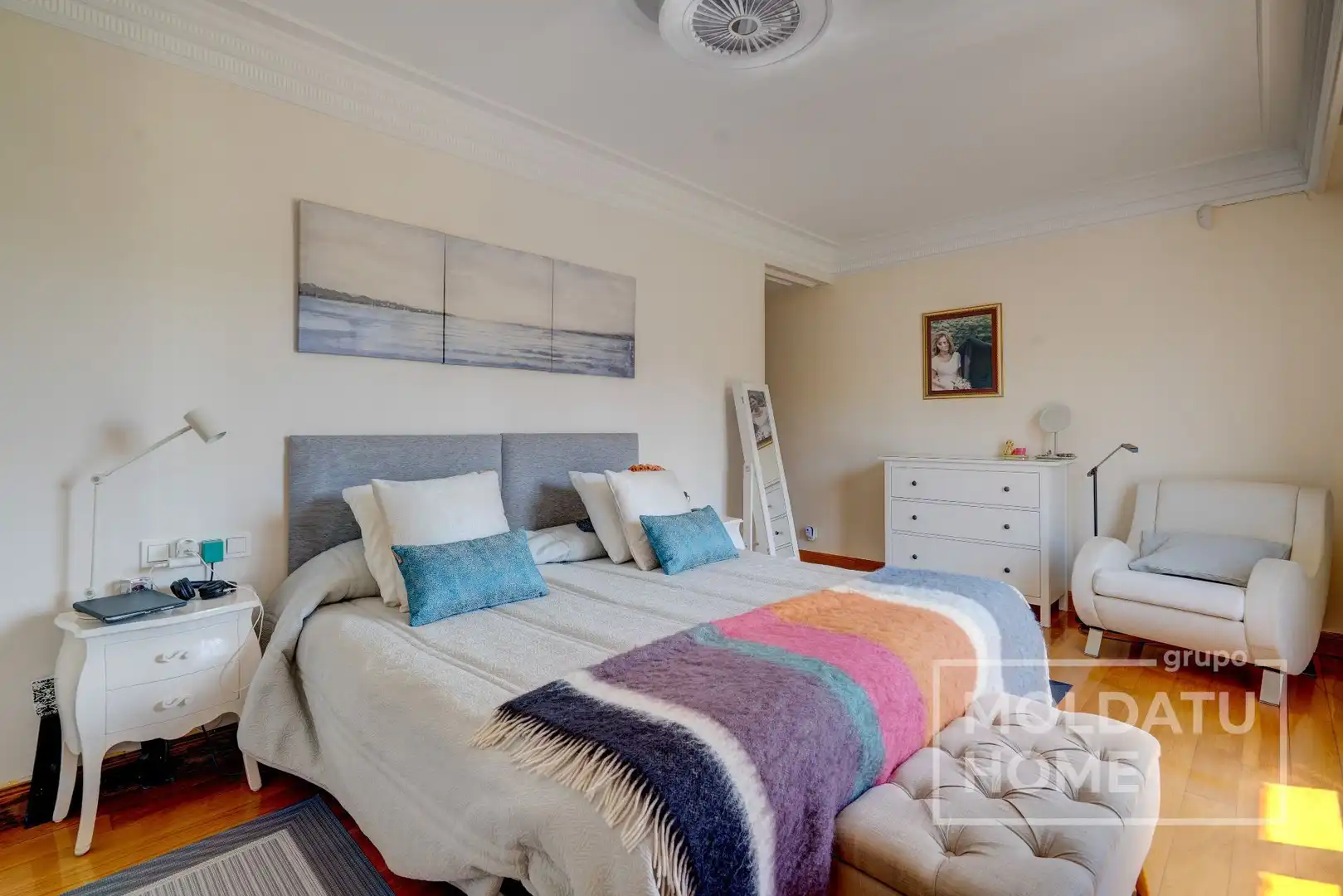 Bedroom of Detached homes for sale in Irun   with Heating, Private garden and Terrace