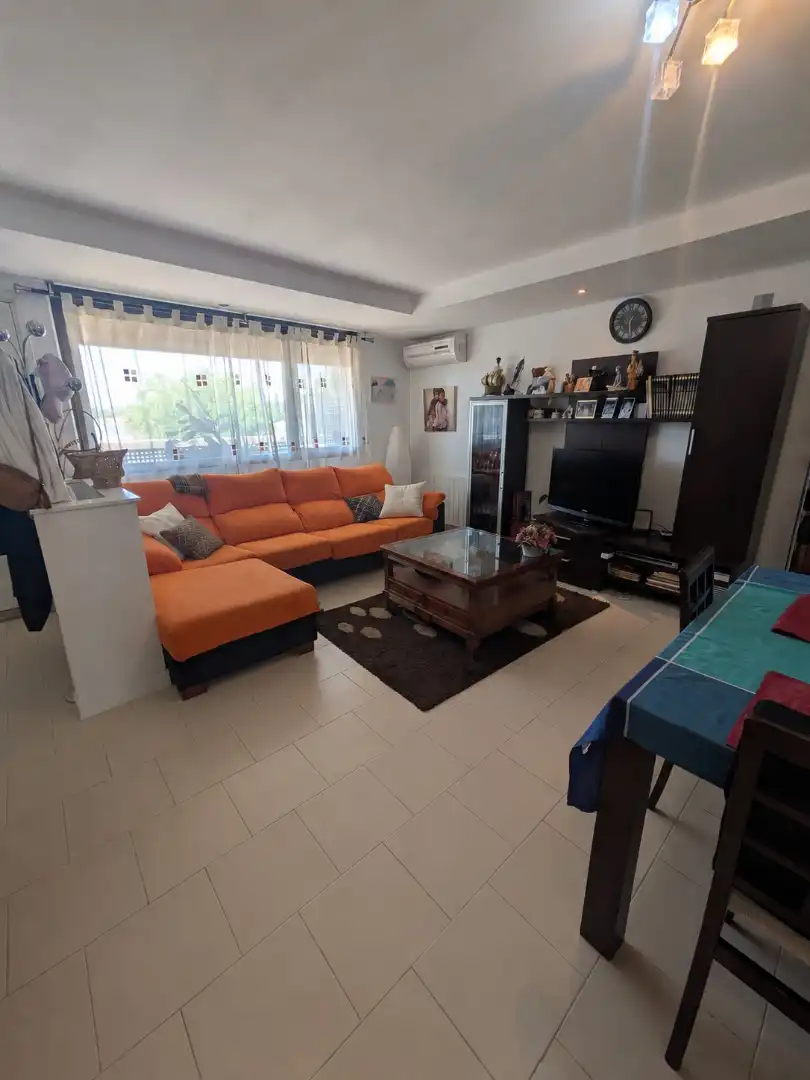 Sala d'estar de Pis en venda en Morata de Tajuña amb Terrassa, Traster i Piscina comunitària