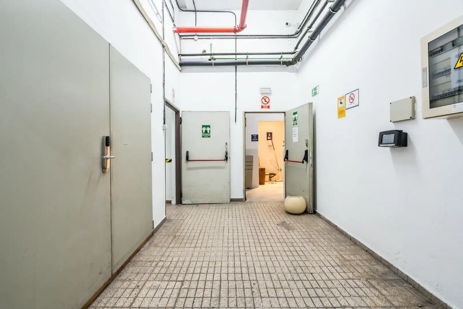 Geschaftsraum zur Miete in Adeje mit Terrasse