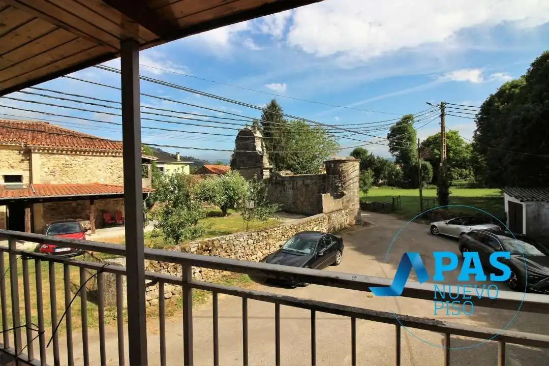 Vista exterior de Casa o chalet en venta en Villafufre con Jardín privado y Balcón