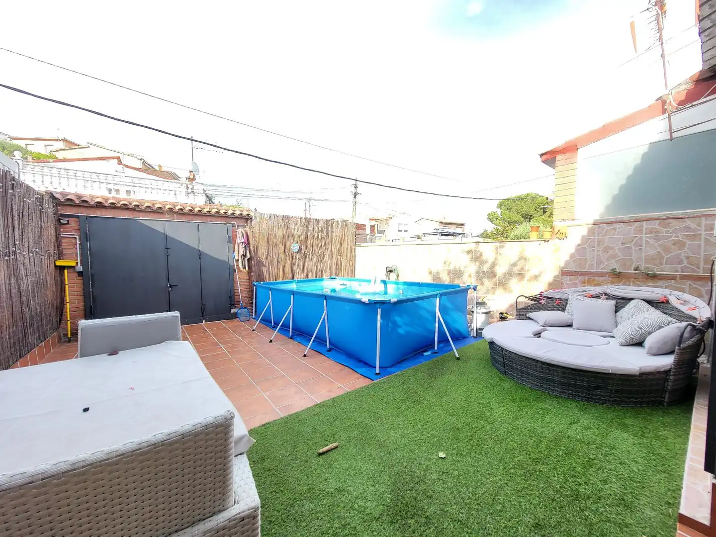 Piscina de Casa adosada en venta en Esparreguera con Aire acondicionado, Calefacción y Jardín privado