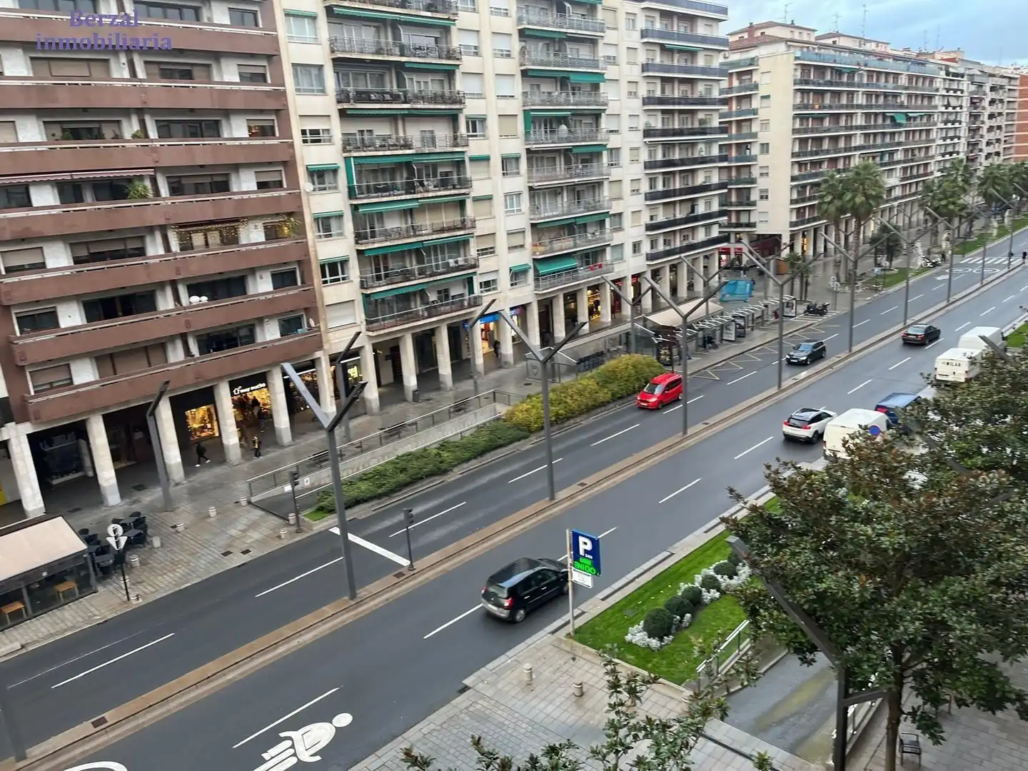 Exterior view of Flat for rent in  Logroño  with Heating, Terrace and Storage room