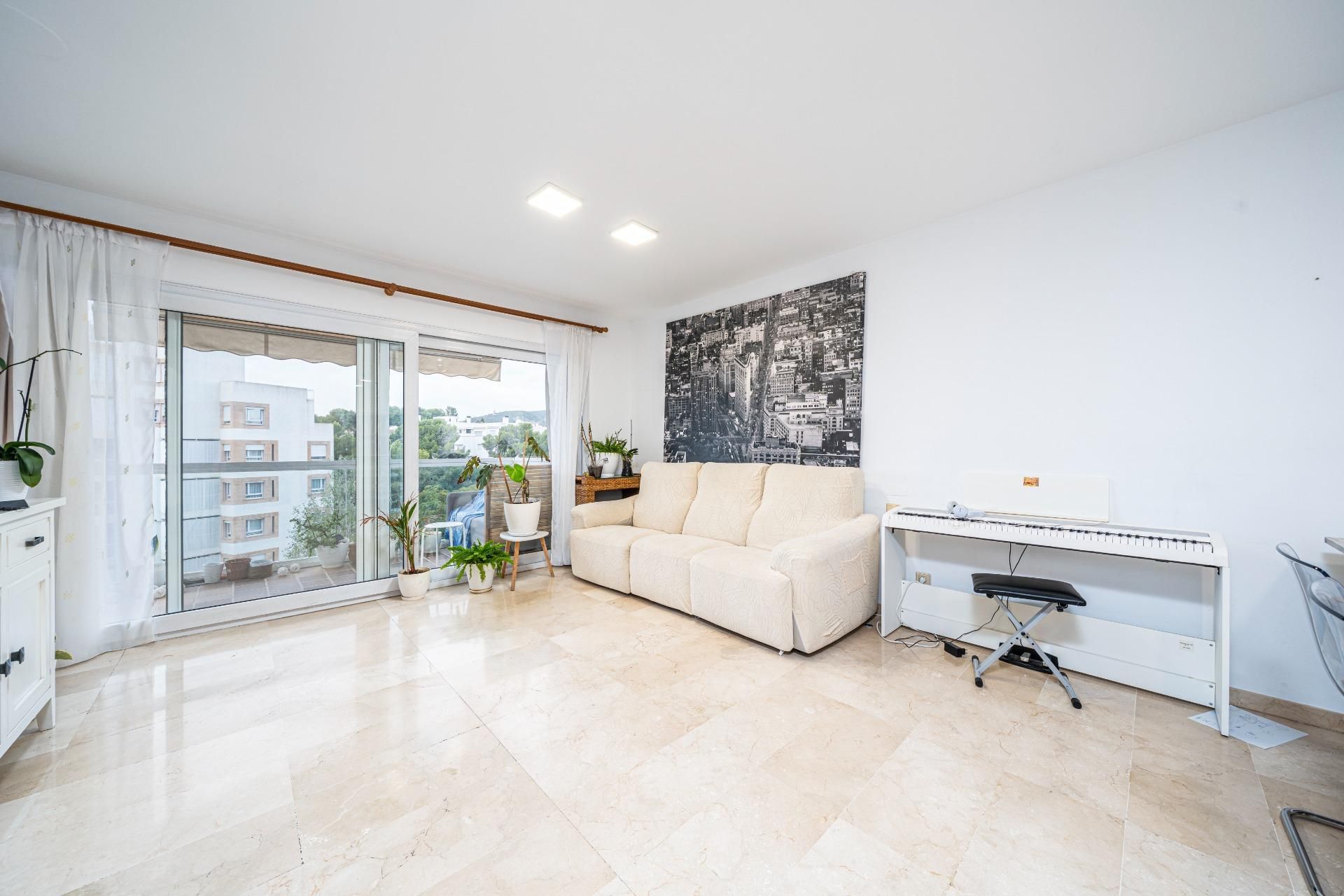 Living room of Flat for sale in  Palma de Mallorca  with Heating, Private garden and Terrace