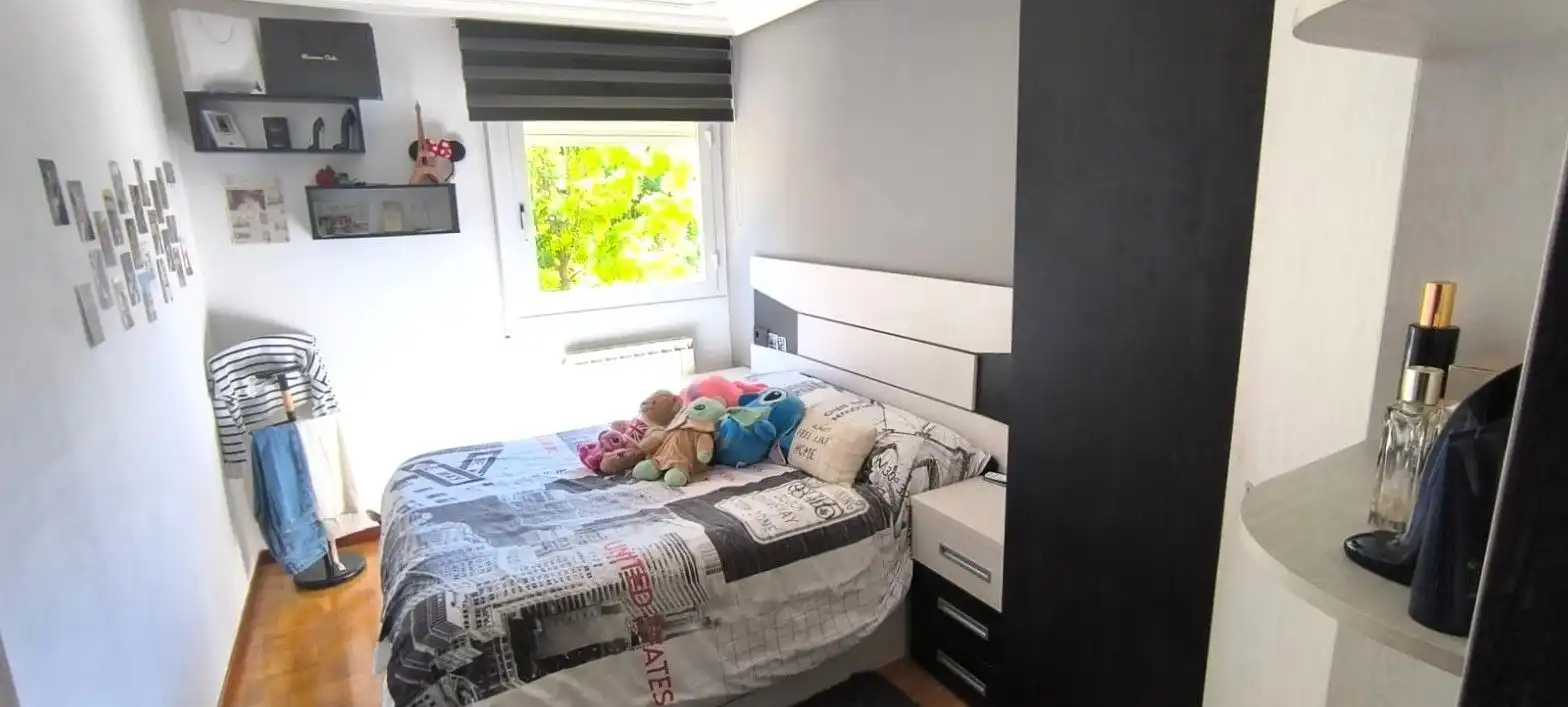 Bedroom of Flat for sale in  Logroño  with Heating and Storage room