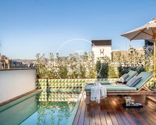 Terrace of Flat to rent in  Barcelona Capital  with Air Conditioner