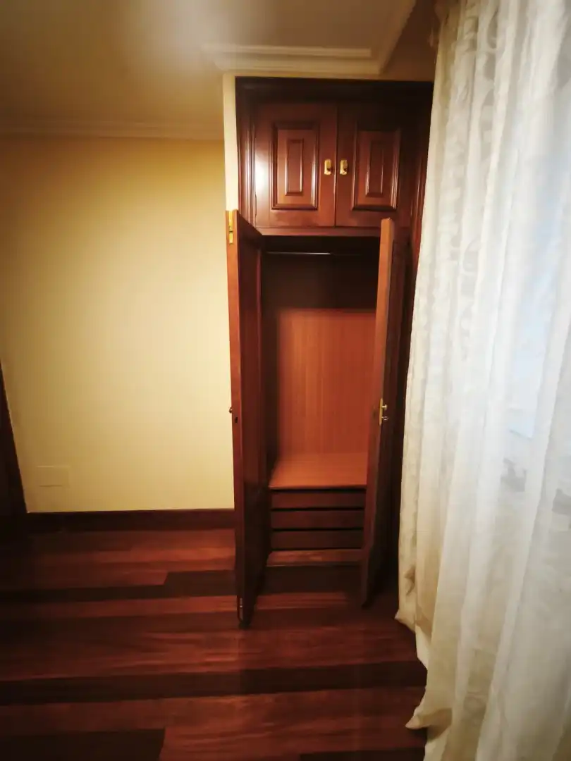 Bedroom of Flat for sale in Vigo   with Parquet flooring and Storage room