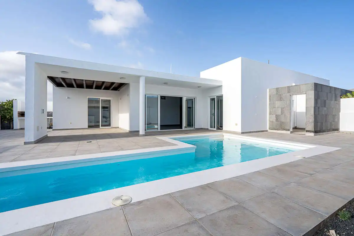 Piscina de Casa o chalet en venta en Yaiza con Jardín privado, Terraza y Piscina