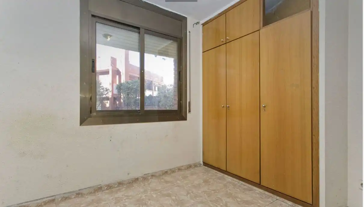 Dormitori de Pis en venda en Rubí