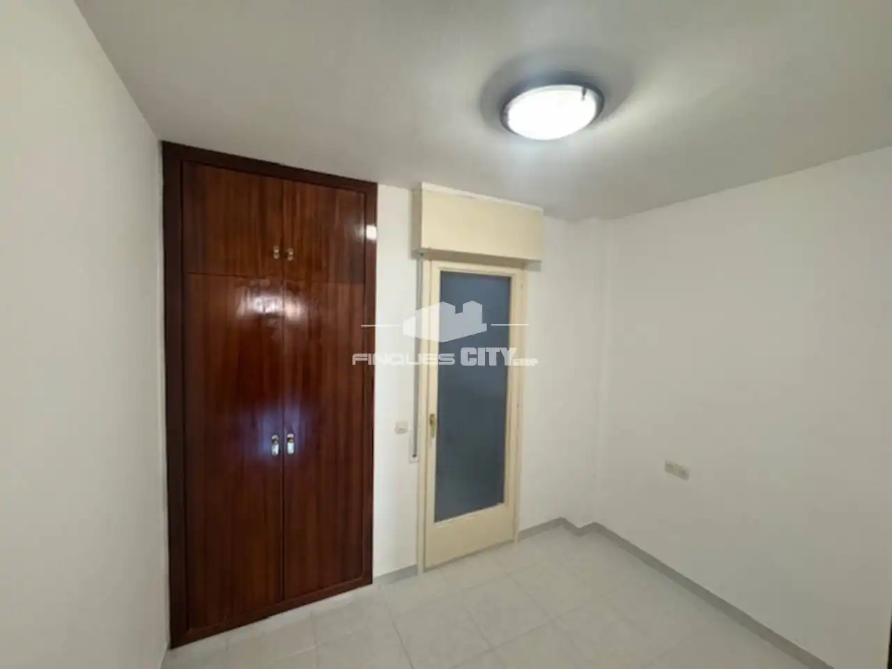 Dormitori de Pis en venda en Calella amb Calefacció i Terrassa