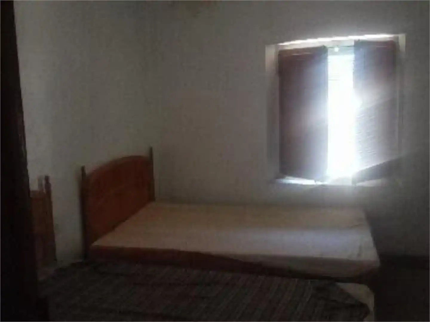 Habitación de Casa adosada en venta en Villatoya con Amueblado y Balcón