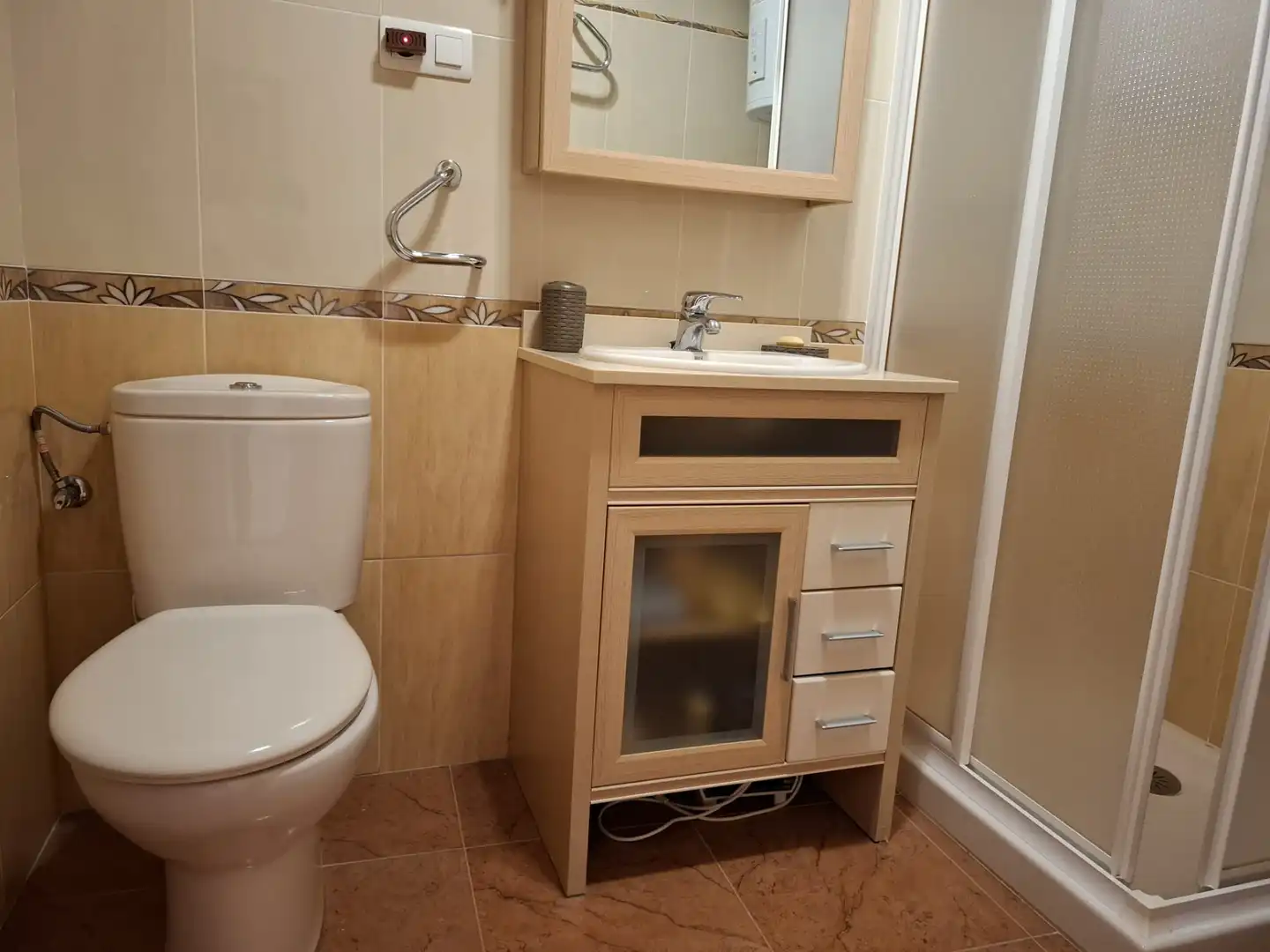 Baño de Estudio en venta en Torrenueva Costa con Aire acondicionado, Terraza y Amueblado