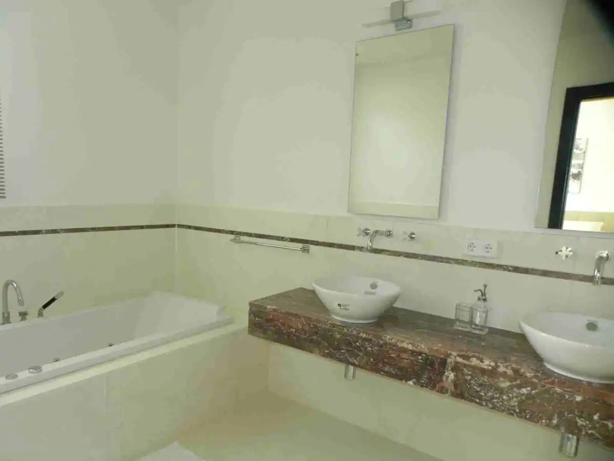 Casa a schiera in vendita a Milla de Oro, imagen 4