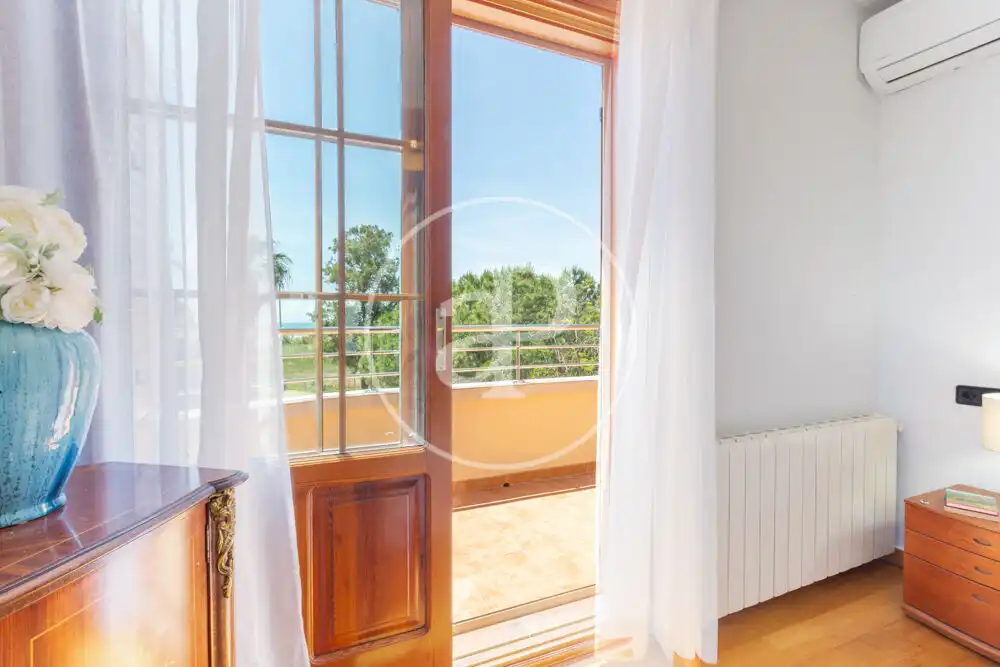 Terraza de Casa o chalet de alquiler en La Pobla de Farnals con Aire acondicionado, Calefacción y Jardín privado