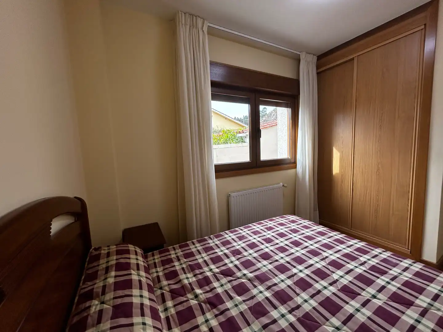 Habitación de Casa o chalet en venta en Vilagarcía de Arousa con Calefacción, Jardín privado y Parquet