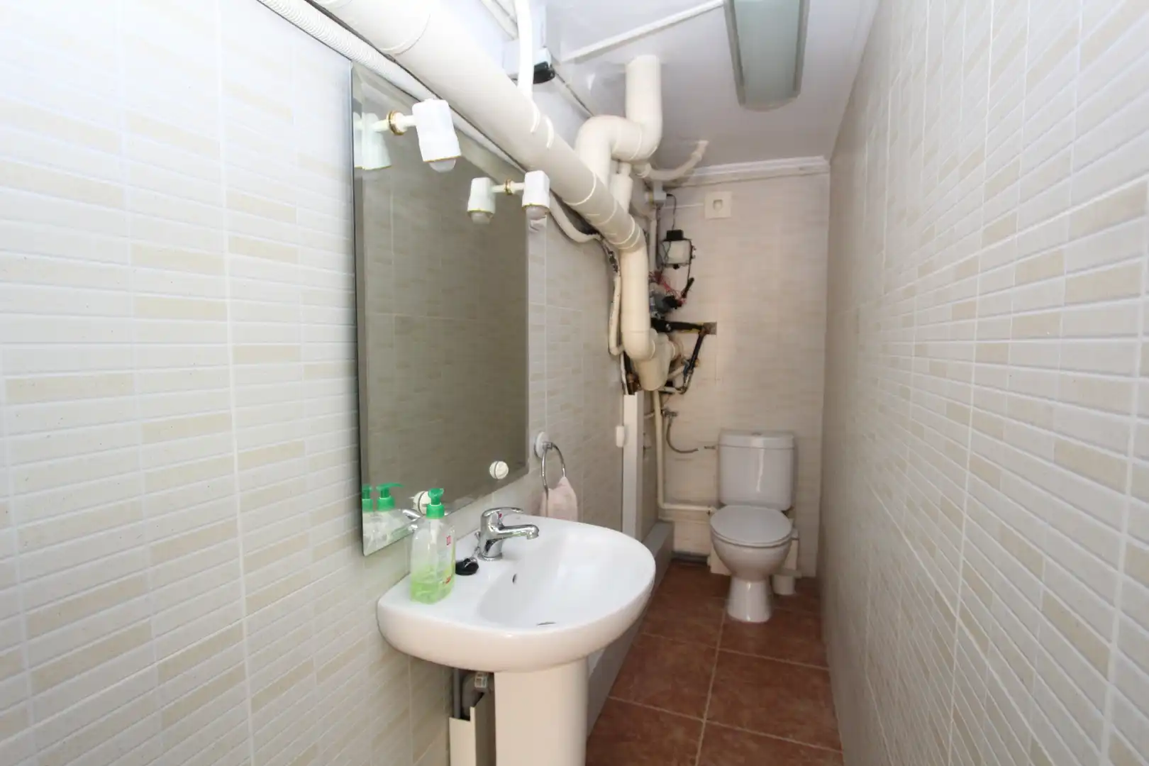 Baño de Casa adosada en venta en Mont-roig del Camp con Calefacción, Jardín privado y Terraza