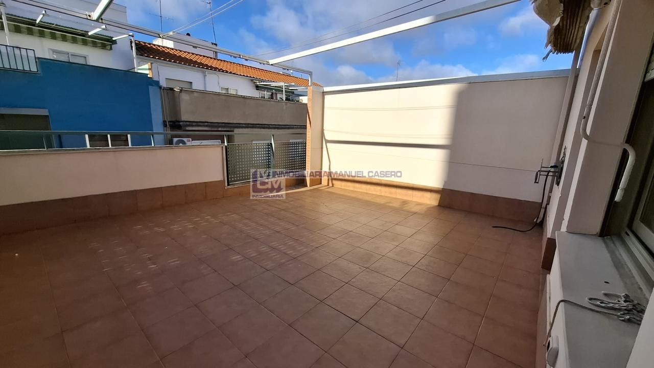 Terraza de Ático en venta en Cáceres Capital con Calefacción, Terraza y Trastero