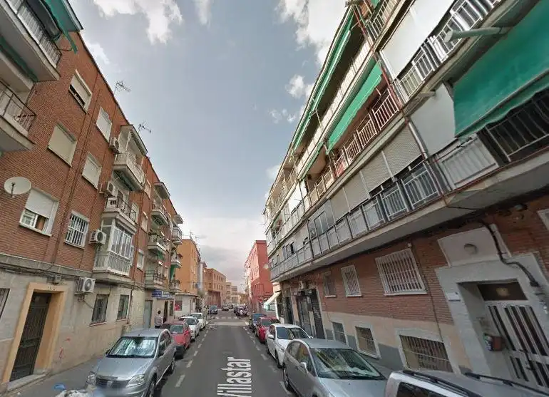 Flat for sale in Calle Calle Villastar 33, imagen 2