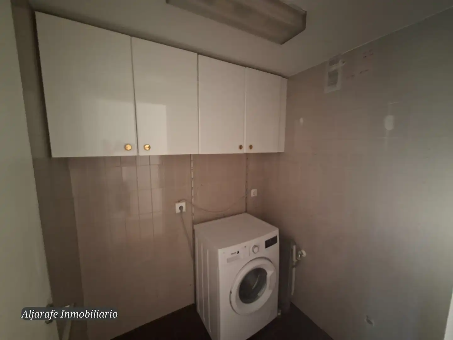 Kitchen of Flat for sale in Sevilla  with Air Conditioner, Heating and Private garden