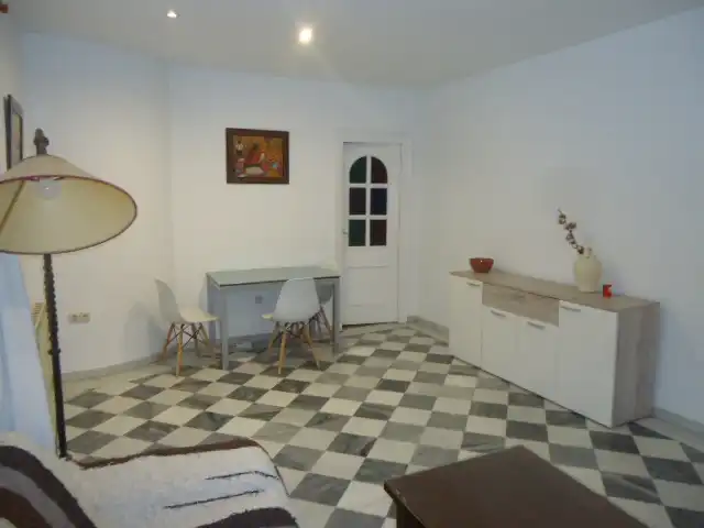 Dúplex de alquiler en Granada con Calefacción, Terraza y Amueblado