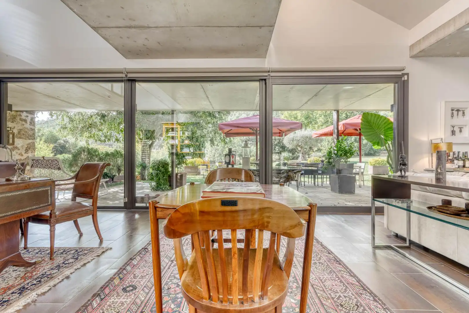 Comedor de Finca rústica en venta en Boadella i les Escaules con Calefacción, Jardín privado y Terraza