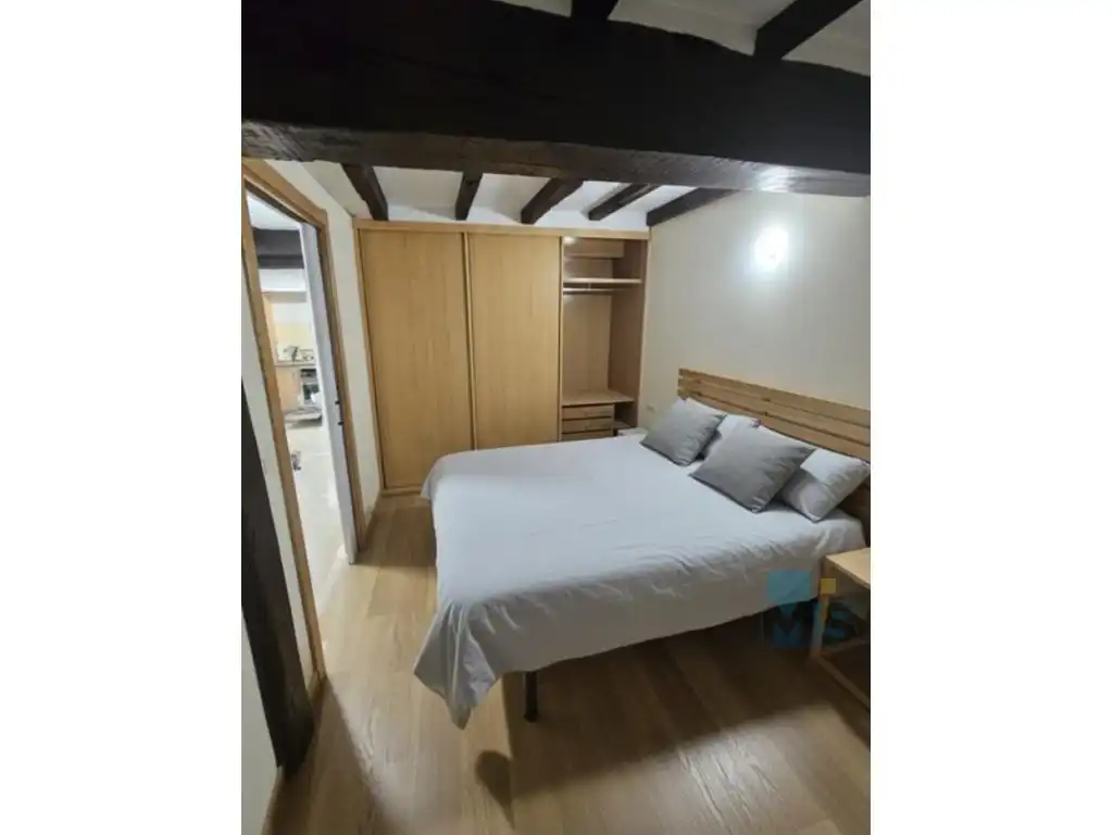Bedroom of Flat for sale in Errenteria