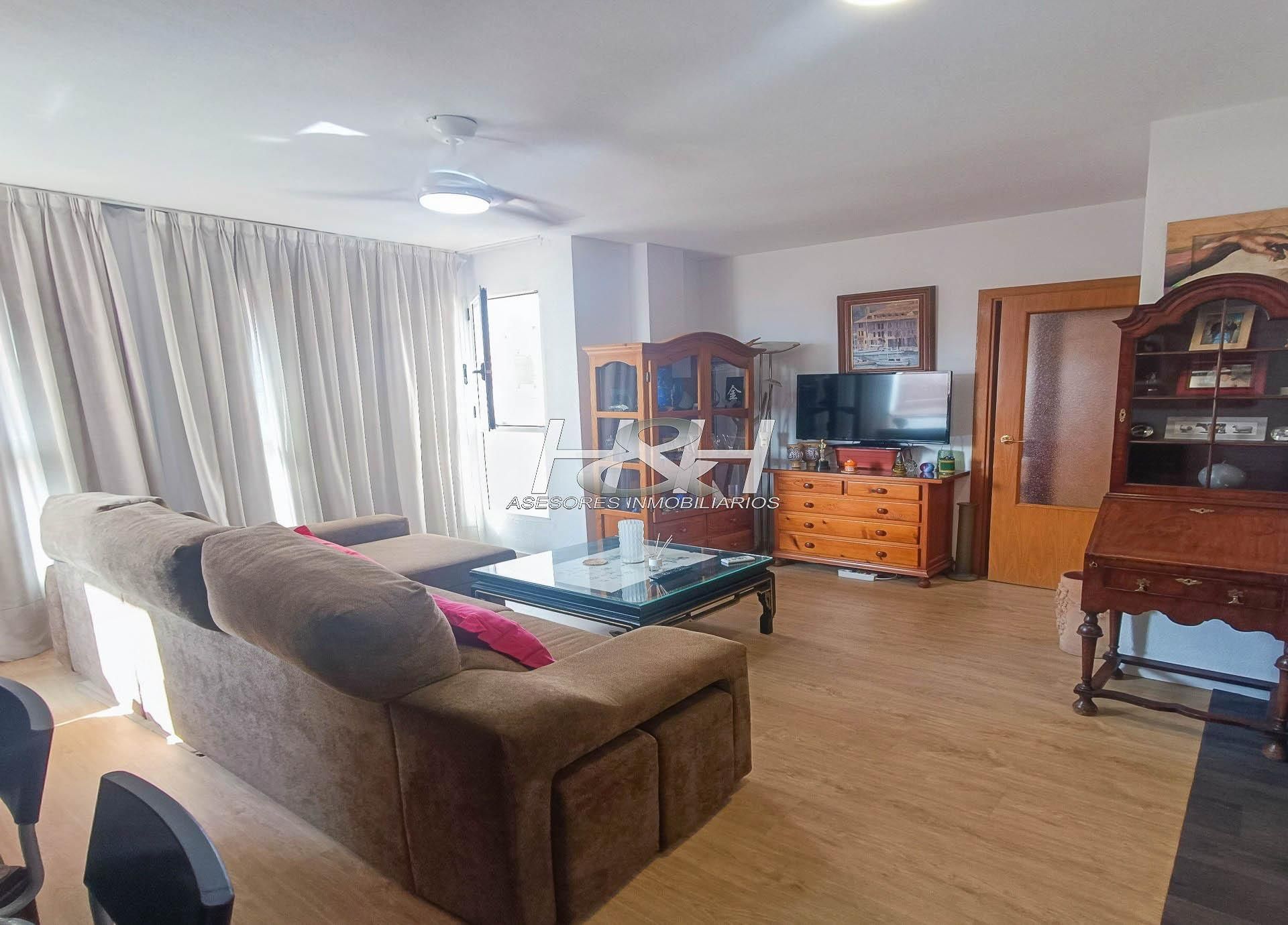 Living room of Flat for sale in  Valencia Capital  with Parquet flooring