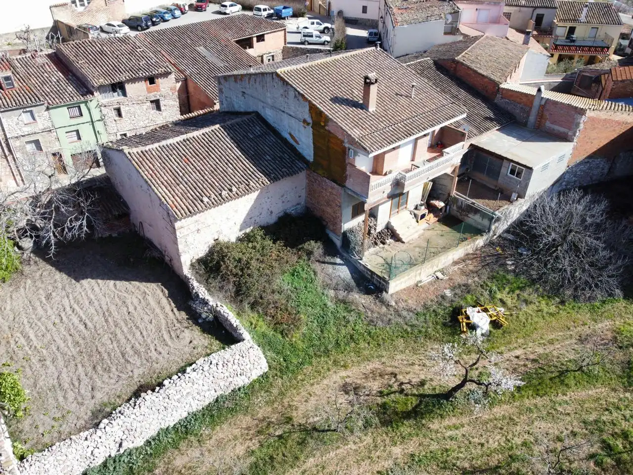 Edificio en venta en Carrer de les Eres, Ulldemolins
