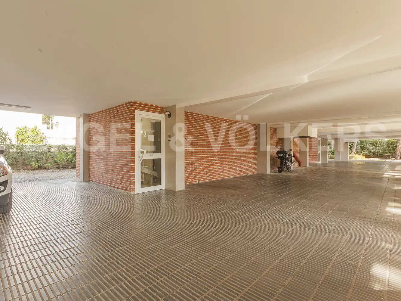 Piso con terraza en venta en La Pineda, imagen 48