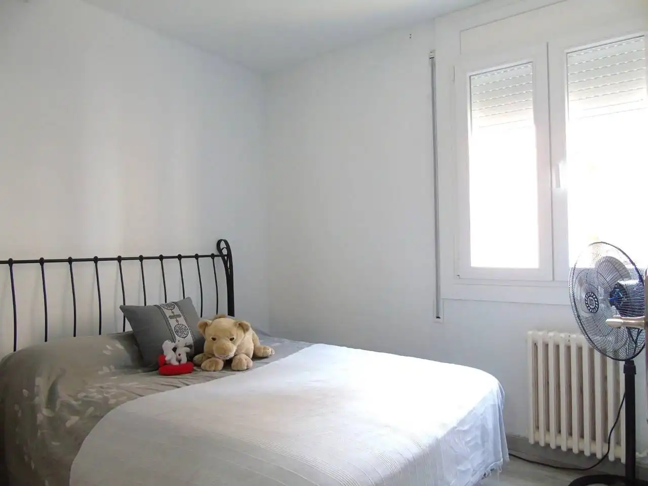 Bedroom of Flat for sale in Vic  with Heating, Parquet flooring and Terrace