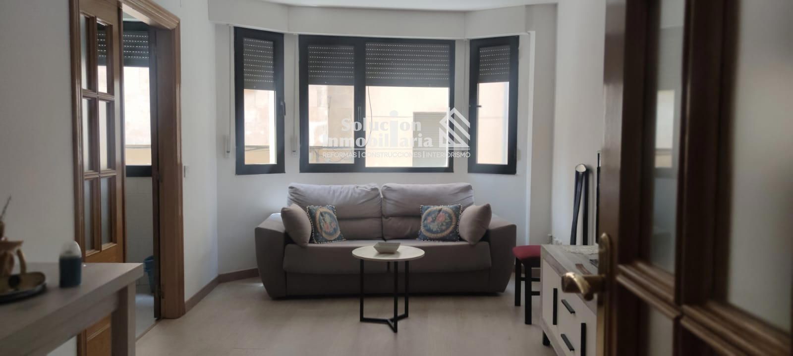 Living room of Flat to rent in Salamanca Capital  with Heating and Furnished