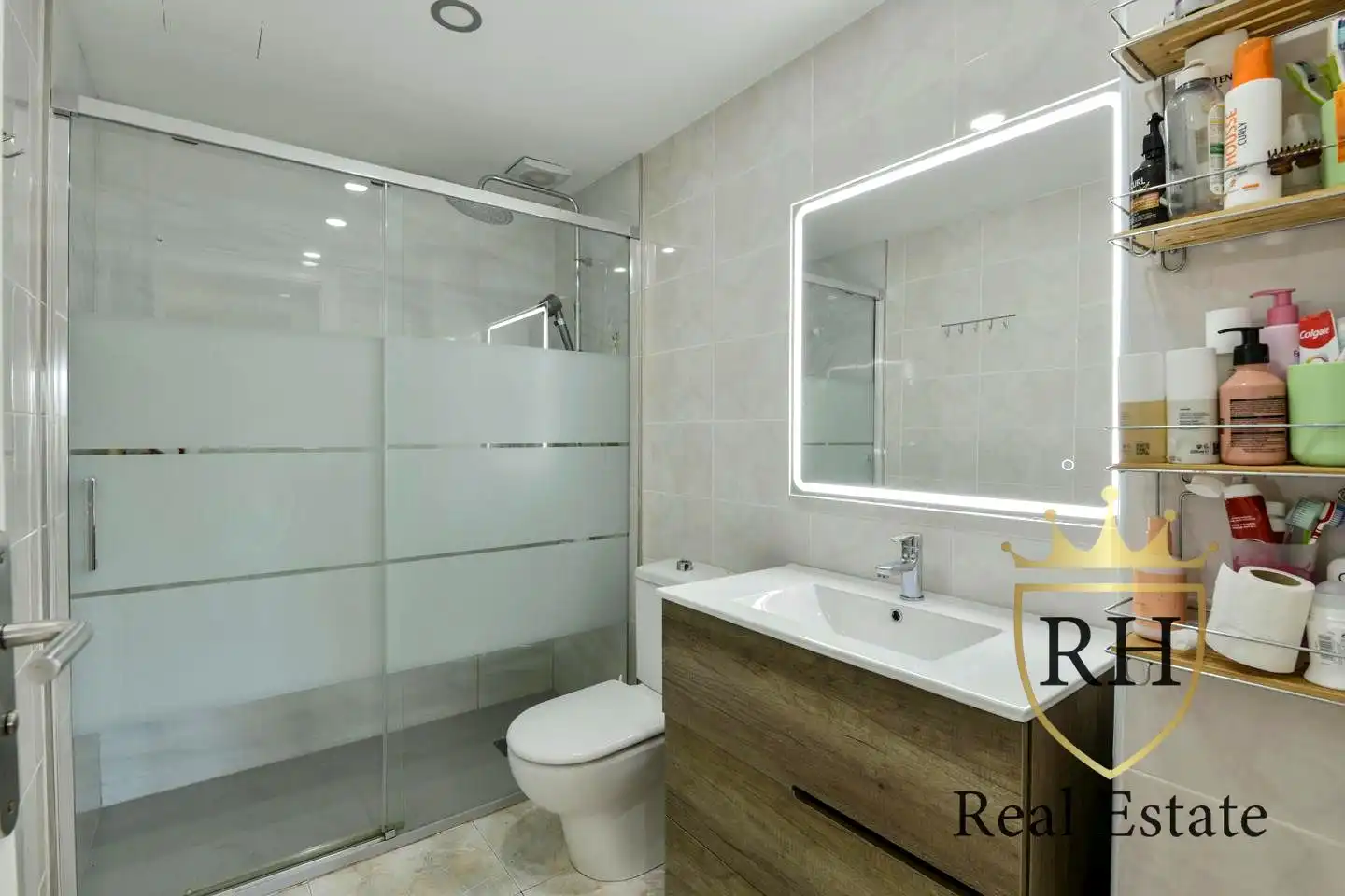 Bathroom of Ground floor for sale in Llucmajor  with Air Conditioner, Heating and Private garden