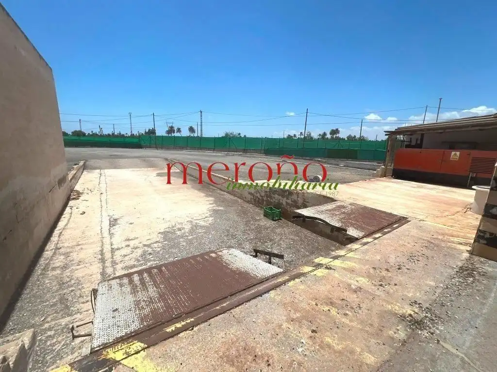 Nave industrial de alquiler en Elche / Elx