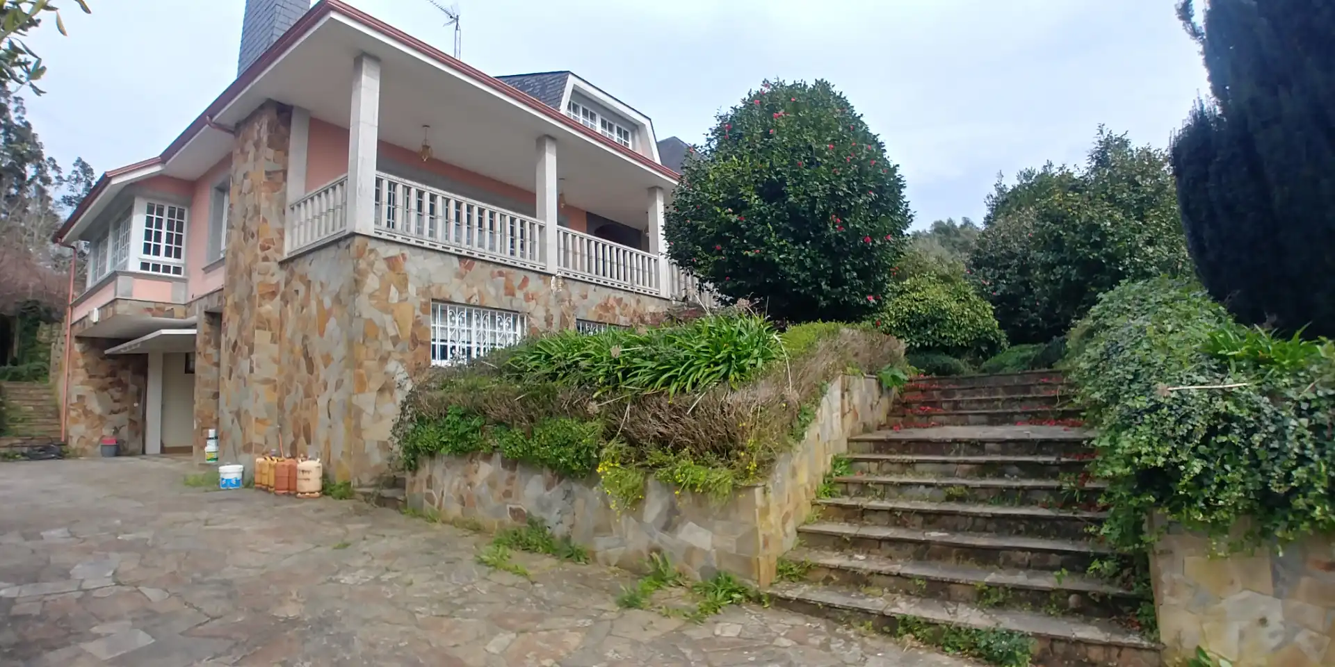 Exterior view of Houses for sale in Oleiros  with Heating, Private garden and Storage room