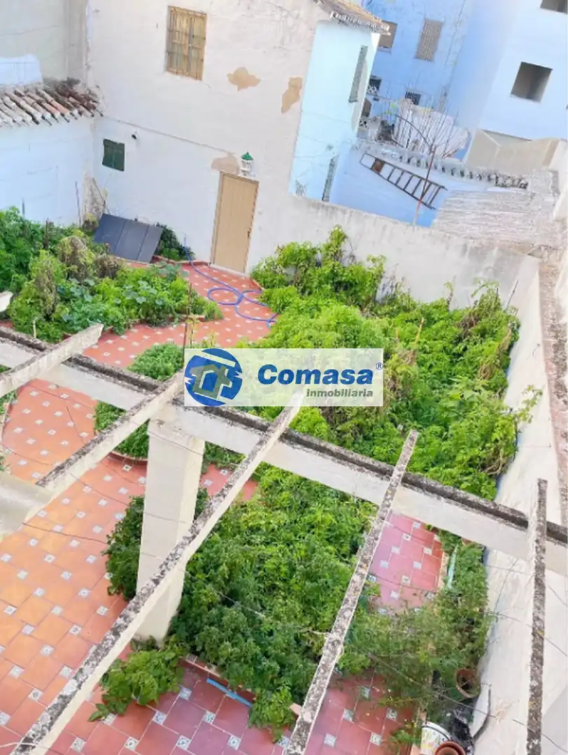 House with garden for sale in Martos, imagen 4