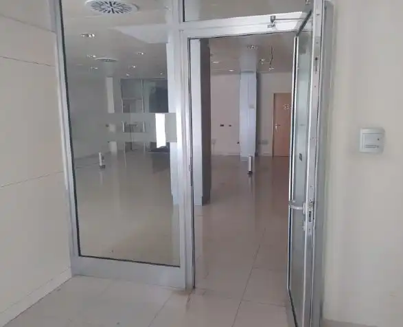 Local comercial en venta en Centro Ciudad, imagen 2