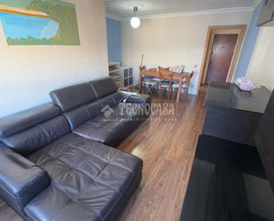 Living room of Flat for sale in  Sevilla Capital