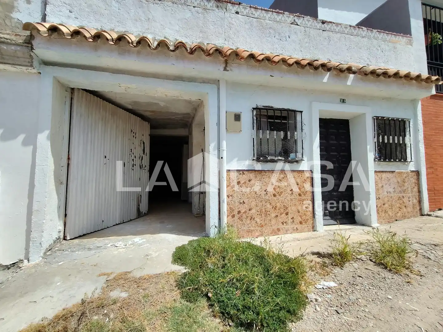 Vista exterior de Casa o xalet en venda en Algeciras