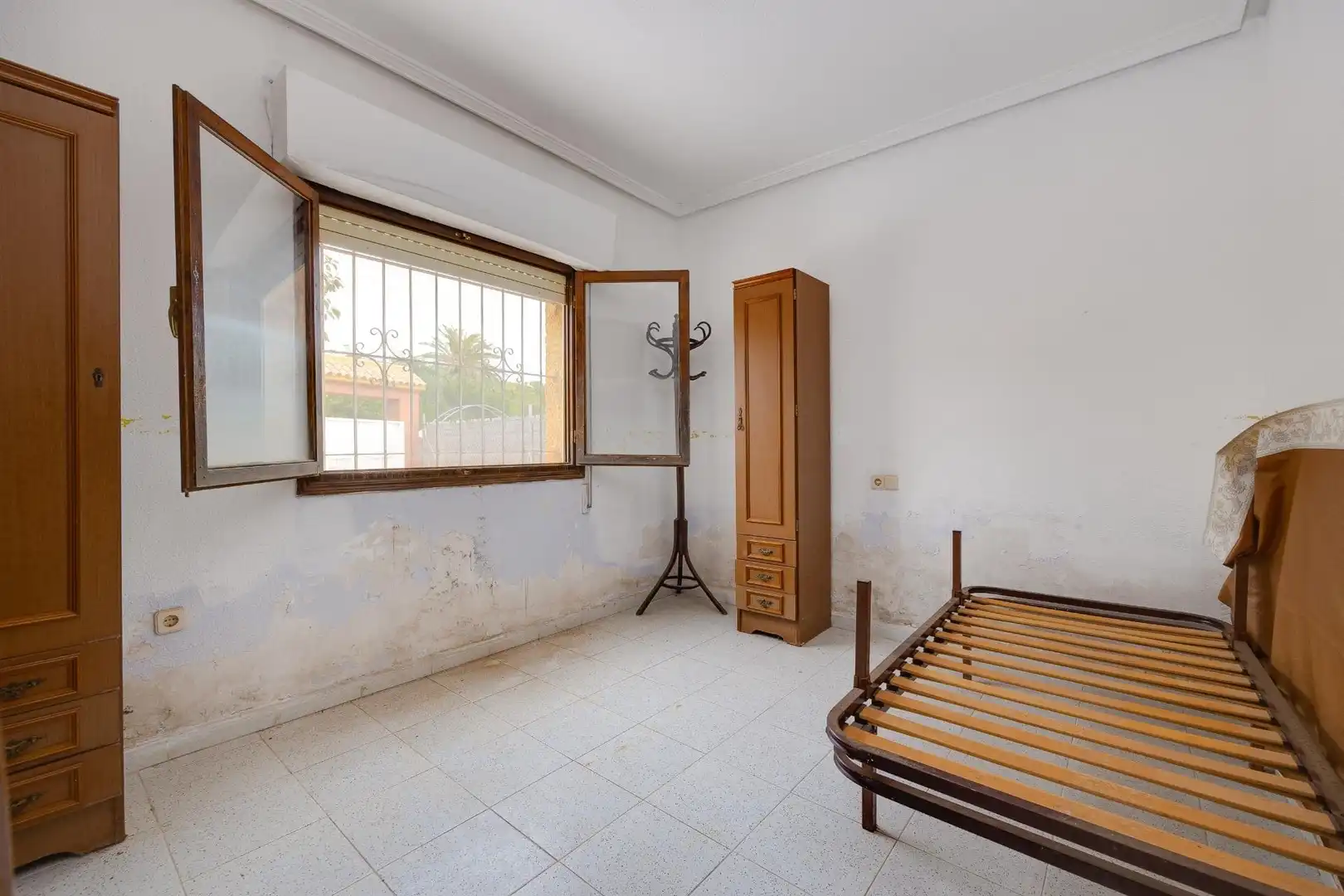Dormitori de Casa adosada en venda en Orihuela amb Aire condicionat, Jardí privat i Terrassa