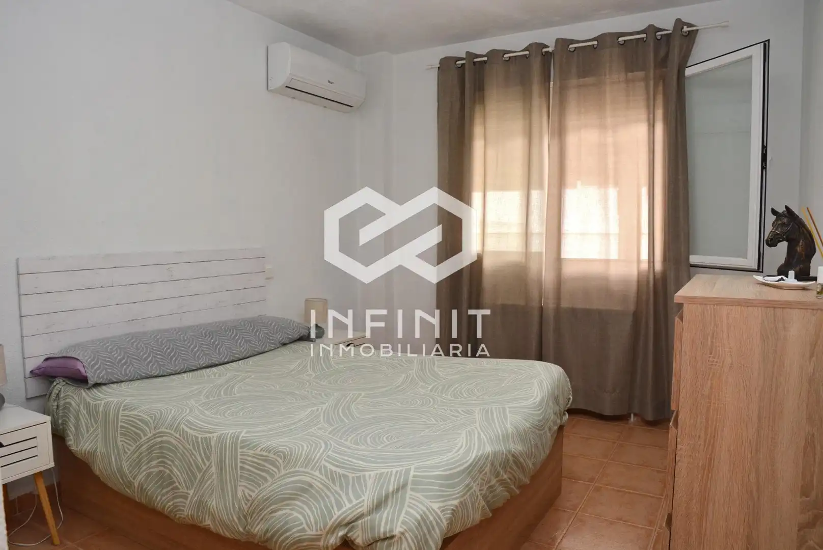 Bedroom of Houses for sale in Yebes  with Air Conditioner, Heating and Private garden