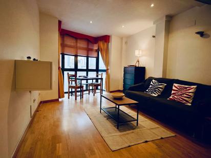 Living room of Duplex for sale in  Barcelona Capital  with Air Conditioner, Heating and Parquet flooring