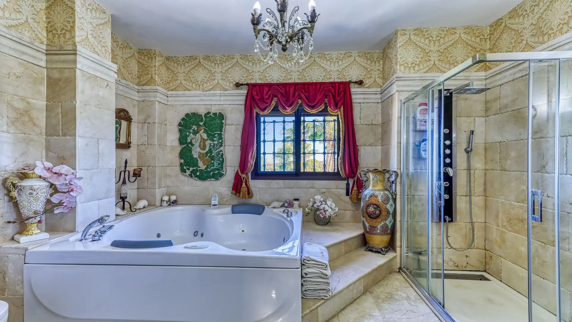 Badezimmer von Country house zum Verkauf in Alhaurín de la Torre mit Klimaanlage, Heizung und Schwimmbad
