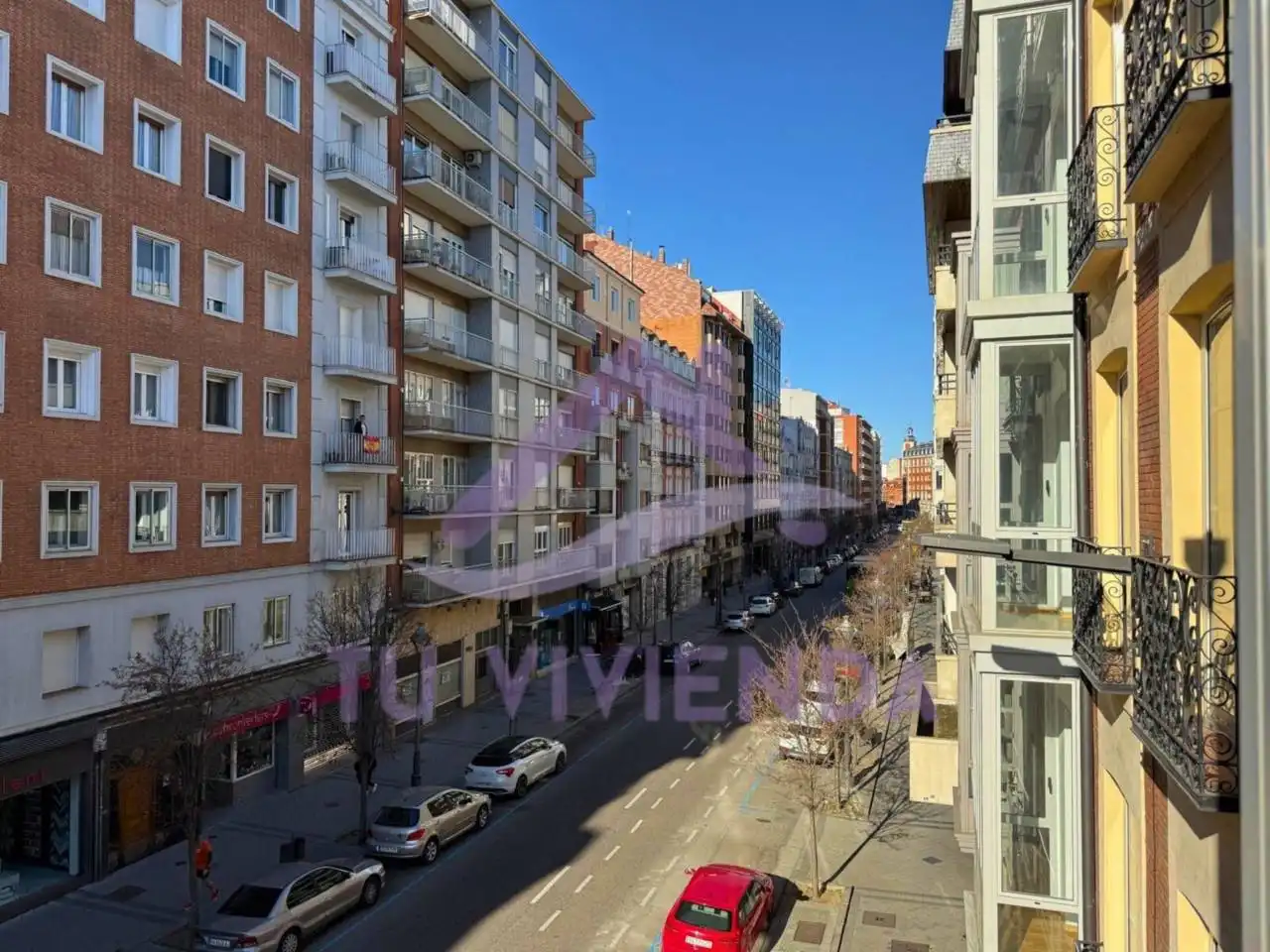 Vista exterior de Pis de lloguer en Valladolid amb Calefacció, Parquet i Traster